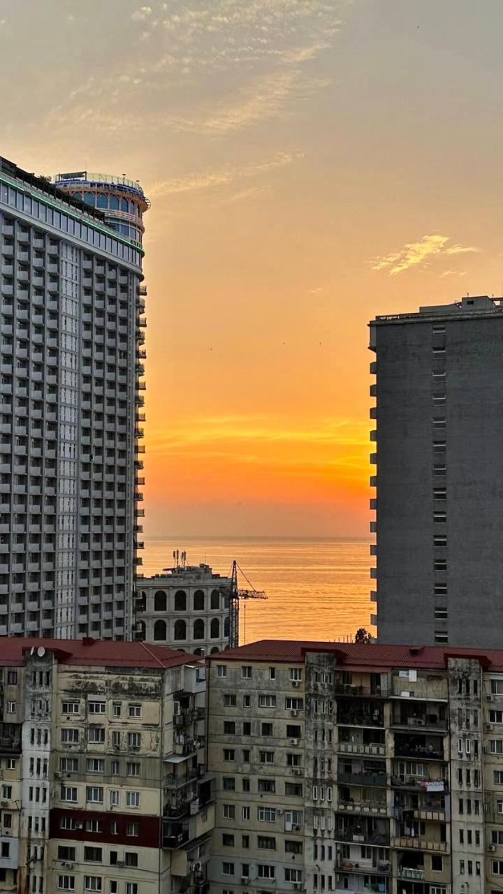 Pirosmani 18D, 14 Floor Batumi Exterior foto